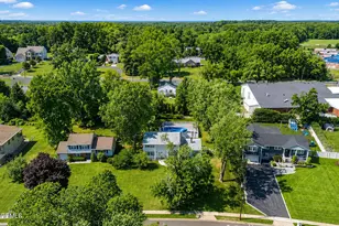 14 Kilmer Dr, Manalapan Township, NJ 07726 - Photo 41