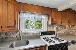 906 Lincoln Ave, Pine Beach, NJ 08741 - Photo 25