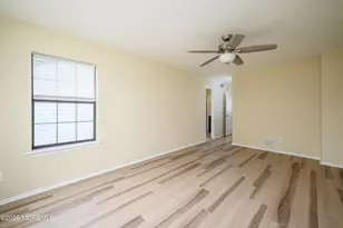 213 Longwood Dr, Manalapan Township, NJ 07726 - Photo 27