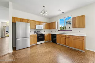 108 Robin Ln, Barnegat, NJ 08005 - Photo 9