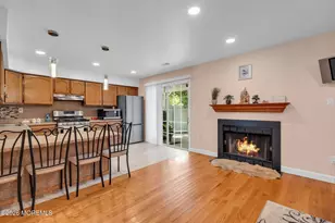 200 Franklin Pl, Morganville, NJ 07751 - Photo 9