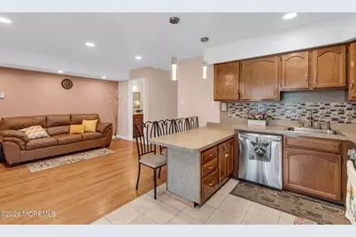 200 Franklin Place, Morganville, NJ 07751 - Photo 11