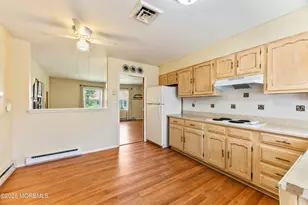 933C Thornhill Ct, Lakewood, NJ 08701 - Photo 11