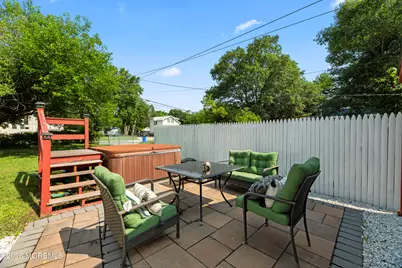13 Chestnut Street, Farmingdale, NJ 07727 - Photo 29