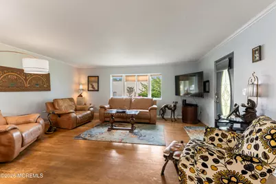 13 Chestnut Street, Farmingdale, NJ 07727 - Photo 9