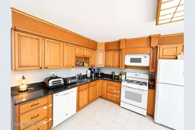 910 Sandra Place, Brick, NJ 08724 - Photo 3