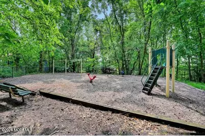 80 Bradford Court, Matawan, NJ 07747 - Photo 19