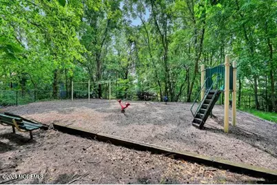 80 Bradford Court, Matawan, NJ 07747 - Photo 9