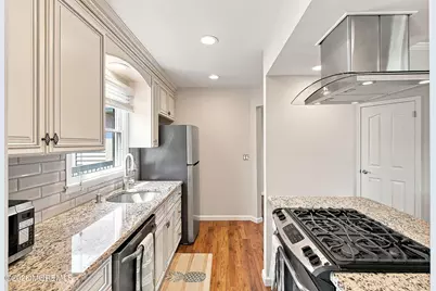 606 Bay Avenue #6, Point Pleasant Beach, NJ 08742 - Photo 9