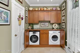35 N Main St, Allentown, NJ 08501 - Photo 27