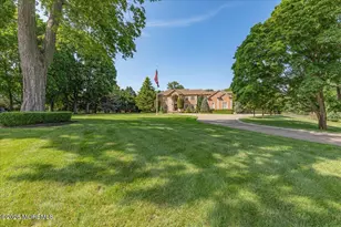 78 Crawfords Corner Rd, Holmdel, NJ 07733 - Photo 3