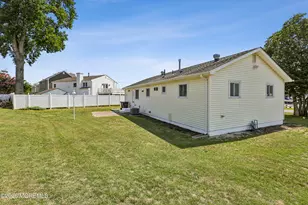 30 Corrigan Ave, Pine Beach, NJ 08741 - Photo 7