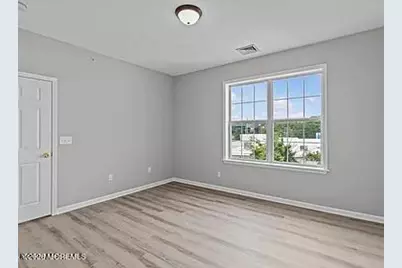 136 Mill Pond Way, Eatontown, NJ 07724 - Photo 13