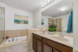 197 Melanie Wy, Manahawkin, NJ 08050 - Photo 23