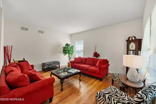 524 Wayside Rd, Neptune Township, NJ 07753 - Photo 13