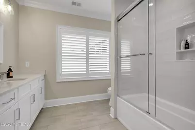 114 Eagle Way, Eatontown, NJ 07724 - Photo 29