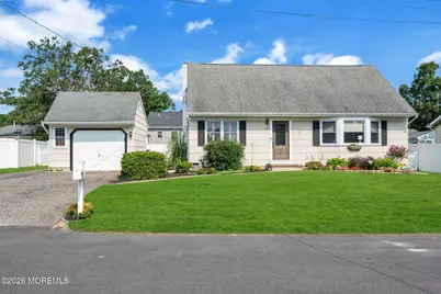 728 Neptune Avenue, Beachwood, NJ 08722 - Photo 1