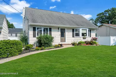728 Neptune Avenue, Beachwood, NJ 08722 - Photo 9