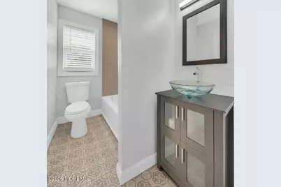 1145 Roe Avenue, Point Pleasant, NJ 08742 - Photo 5