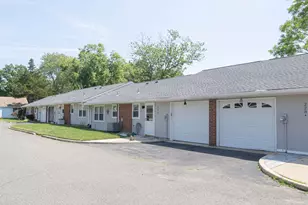 228B Buckingham Ct, Lakewood, NJ 08701 - Photo 5