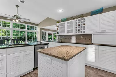 140 Tindall Road, Middletown, NJ 07748 - Photo 15