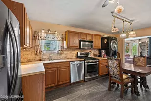 109 E Mohawk Dr, Little Egg Harbor, NJ 08087 - Photo 9