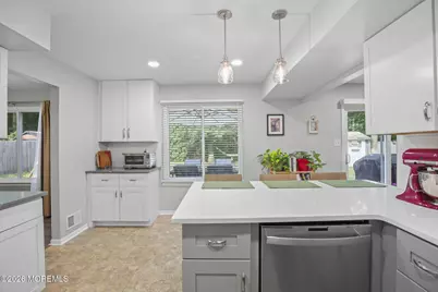 30 Sweetbriar Trail, Howell Township, NJ 07731 - Photo 17