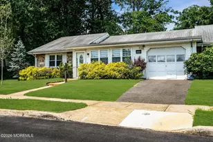 66A Ivy Ct, Lakewood, NJ 08701 - Photo 5