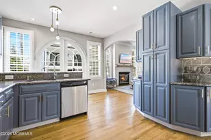 21 N Kenyon Ave, Margate, NJ 08402 - Photo 11