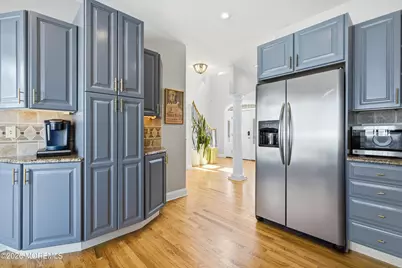 21 N Kenyon Avenue, Margate, NJ 08402 - Photo 13