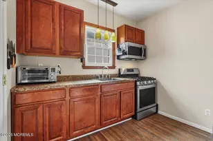 19 Manchester Ave, Keyport, NJ 07735 - Photo 9