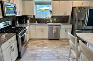 19 Spray Blvd, Neptune Township, NJ 07753 - Photo 5
