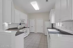12 Quicksilver Ct, Lakewood, NJ 08701 - Photo 11