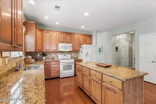 9 Silver Charm Rd, Manalapan Township, NJ 07726 - Photo 13