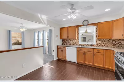 17 Wiltshire Court, Toms River Township, NJ 08757 - Photo 13