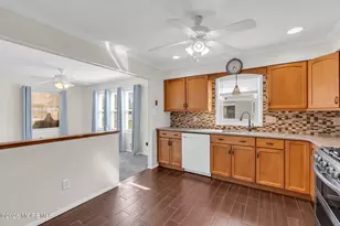 17 Wiltshire Ct, Toms River Township, NJ 08757 - Photo 13