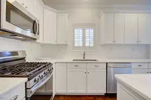 29 Pavilion Ave, Long Branch, NJ 07740 - Photo 13