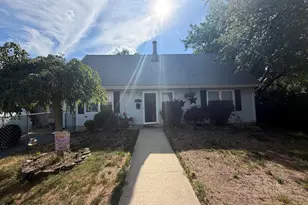 43 Briarwood Ave, Keansburg, NJ 07734 - Photo 1