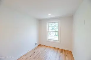 114 Center St, Freehold, NJ 07728 - Photo 41