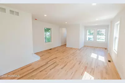 114 Center Street, Freehold, NJ 07728 - Photo 15
