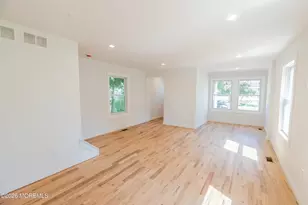 114 Center St, Freehold, NJ 07728 - Photo 15