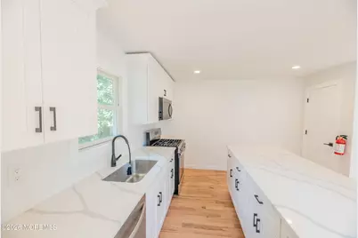 114 Center Street, Freehold, NJ 07728 - Photo 23