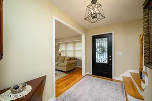 18 Standish Dr, Howell Township, NJ 07731 - Photo 5