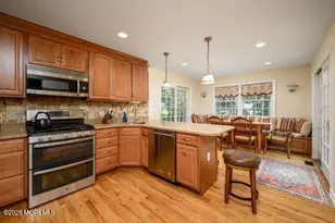 18 Standish Dr, Howell Township, NJ 07731 - Photo 15