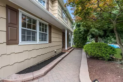 420 W Union Hill Road, Morganville, NJ 07751 - Photo 5