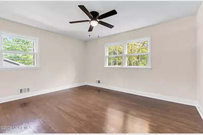 420 W Union Hill Road, Morganville, NJ 07751 - Photo 31