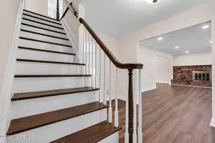 420 W Union Hill Rd, Morganville, NJ 07751 - Photo 27
