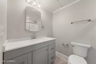 97 Windsor Dr, Eatontown, NJ 07724 - Photo 33