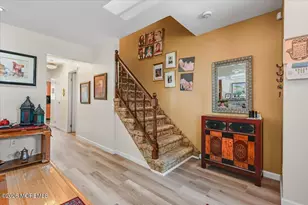 27 Highview Dr, Woodbridge Township, NJ 07095 - Photo 3