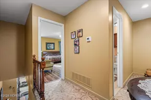 27 Highview Dr, Woodbridge Township, NJ 07095 - Photo 13